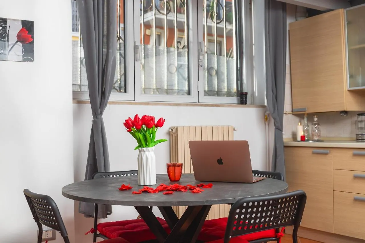 Navigli-DuomoLove Loft, Comfort ,Netflix, Wifi Appartamento Milano