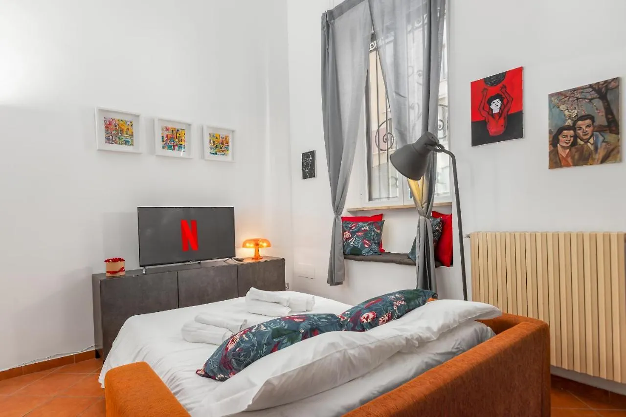 Appartement Navigli-DuomoLove Loft, Comfort ,Netflix, Wifi à Milan Italie